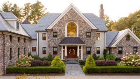 Traditional Home Exterior Definition